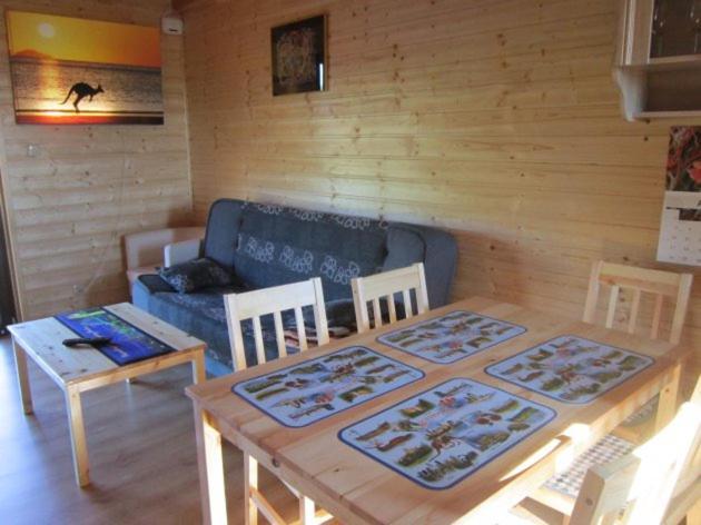 Ozi-Holiday Русіново Екстер'єр фото